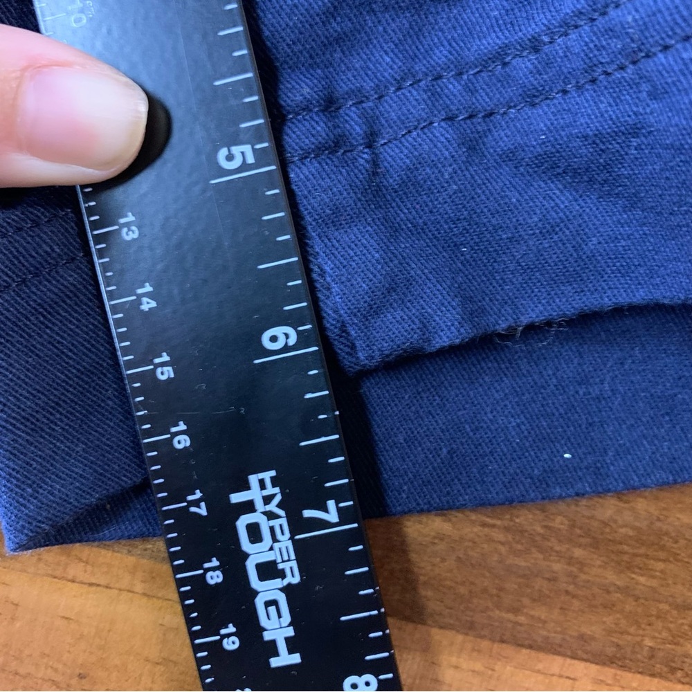 Women’s Dockers comfort fit navy blue Bermuda size 6 shorts 100% cotton - Picture 2 of 8